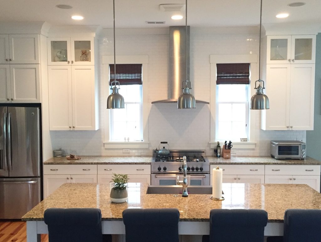 Brown granite kitchen reno 